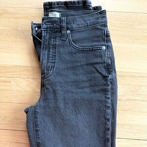 Madewell Women’s Black Ripped Vintage Jean (00)
